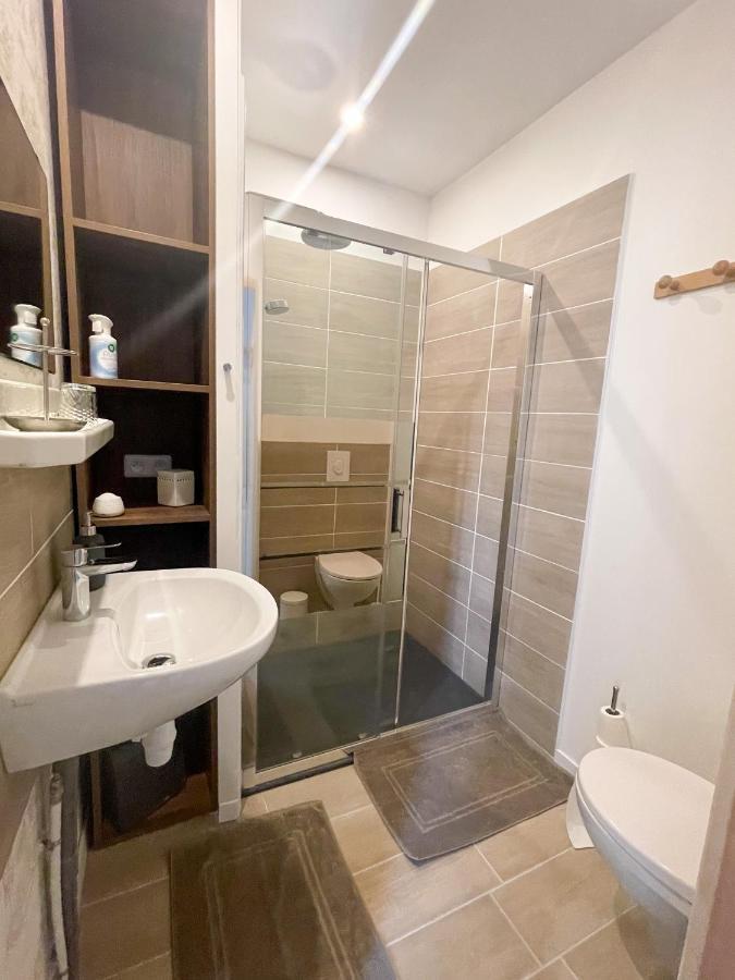 La Basse Cour Hotel Tanlay Eksteriør billede